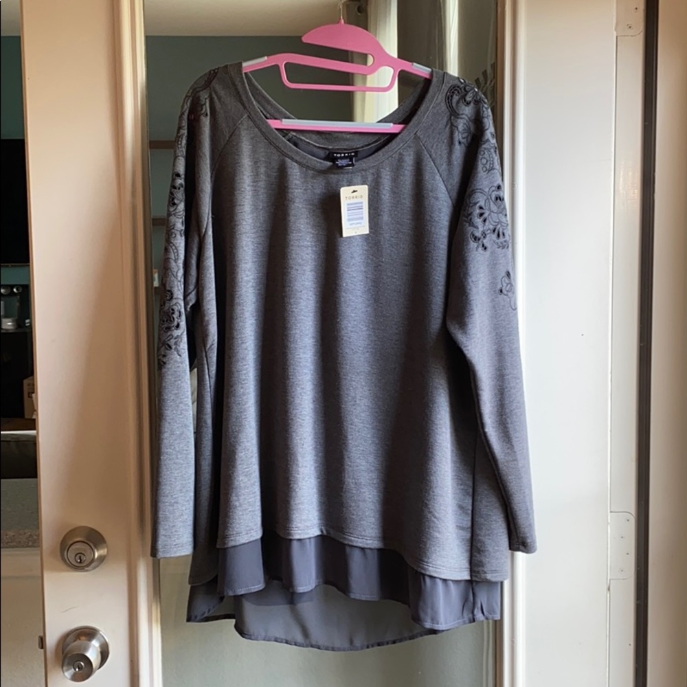 Torrid Sweater/Blouse
